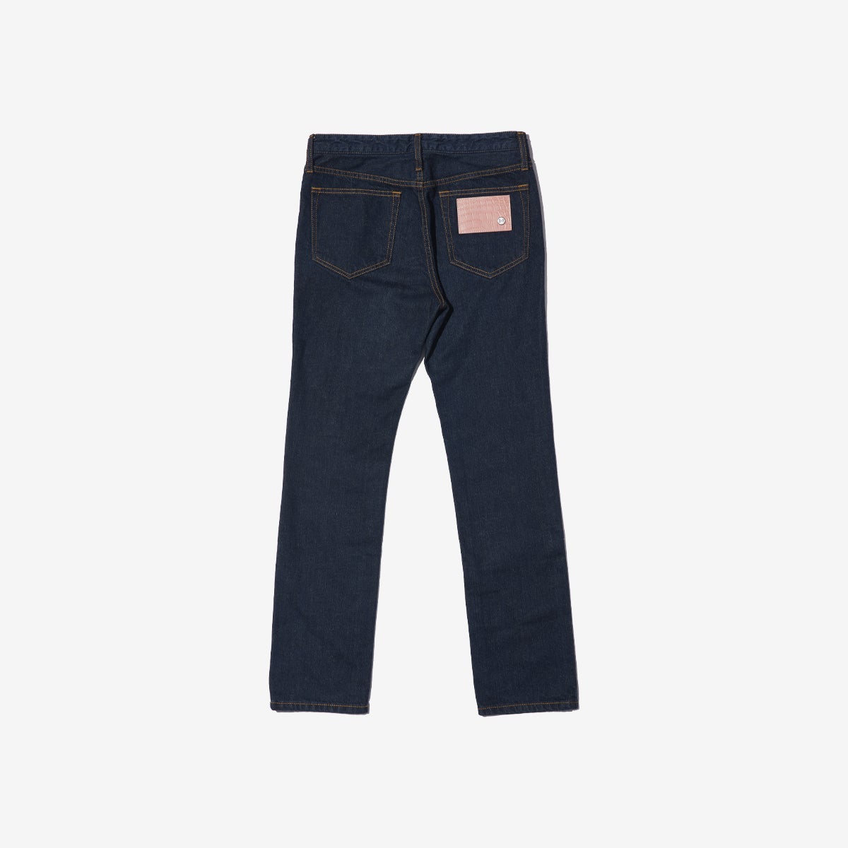 G-FRANCOのレディースジーンズ、SLIM TAPERED（スリムテーパード）Indigo（インディゴ）の背面からの全体図