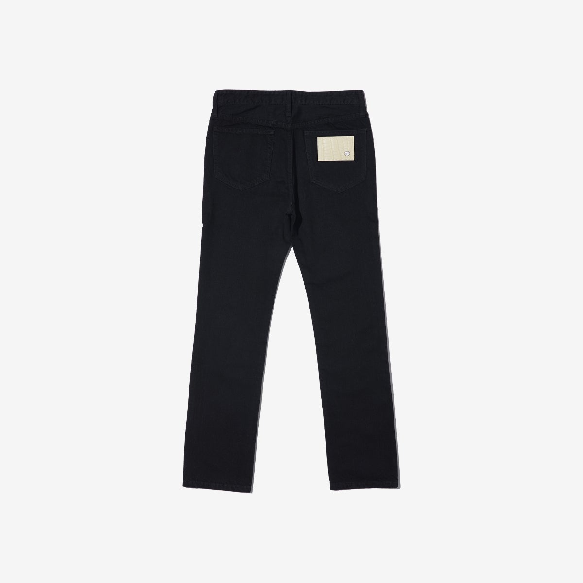 G-FRANCOのレディースジーンズ、SLIM TAPERED（スリムテーパード）Black（ブラック）の背面からの全体図