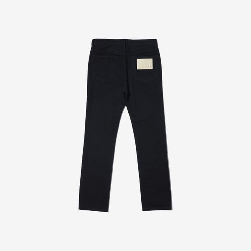 G-FRANCOのレディースジーンズ、SLIM TAPERED（スリムテーパード）Black（ブラック）の背面からの全体図