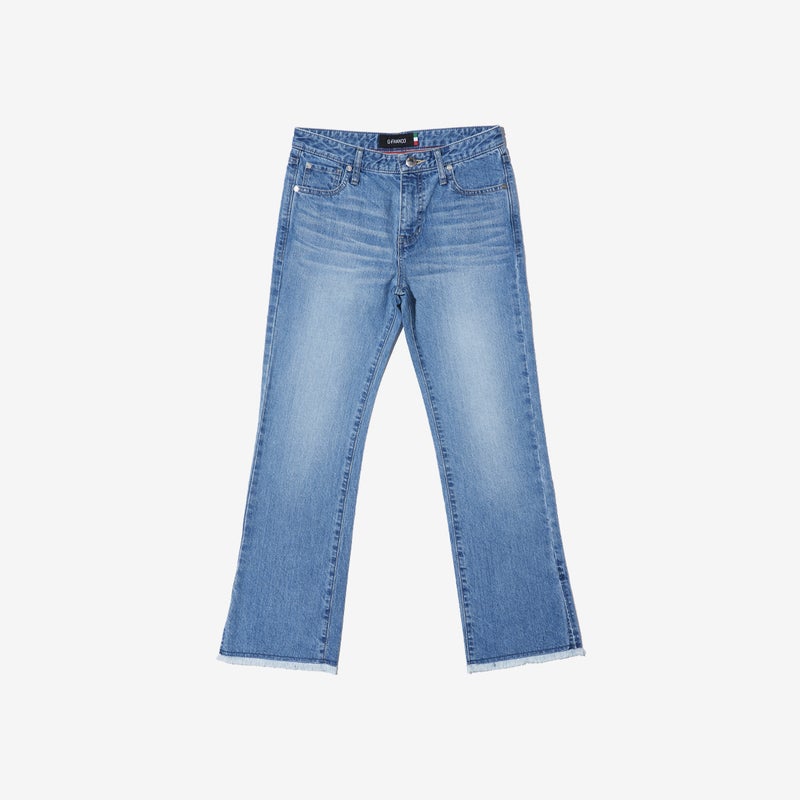 G-FRANCOのレディースジーンズ、STRAIGHT SLIT（ストレートスリット）Light Blue（ライトブルー）の正面からの全体図