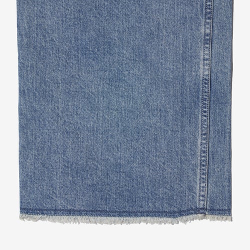 G-FRANCOのレディースジーンズ、WIDE FIT（ワイドフィット）Light Blue（ライトブルー）の裾