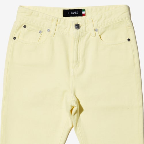 G-FRANCOのレディースジーンズ、COLOR DENIM（カラーデニム）Yellow（イエロー）の正面からのアップ
