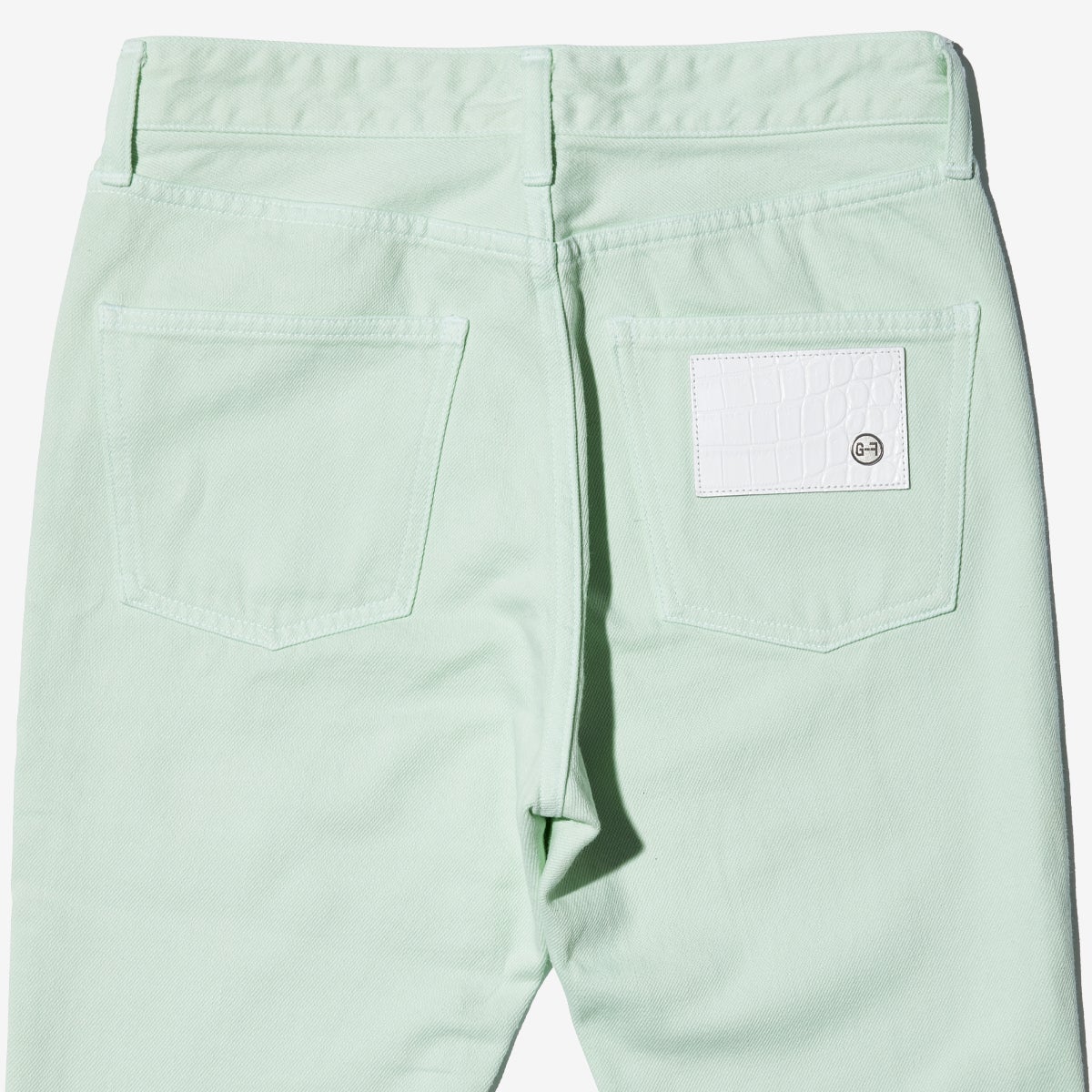 G-FRANCOのレディースジーンズ、COLOR DENIM（カラーデニム）Mint（ミント）の背面からのアップ