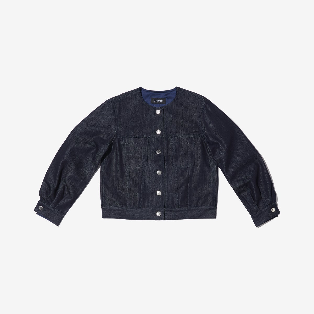 G-FRANCOのレディースデニムジャケット、COLLARLESS SILK JACKET（カラーレスシルクジャケット）Indigo（インディゴ）の正面からの全体図