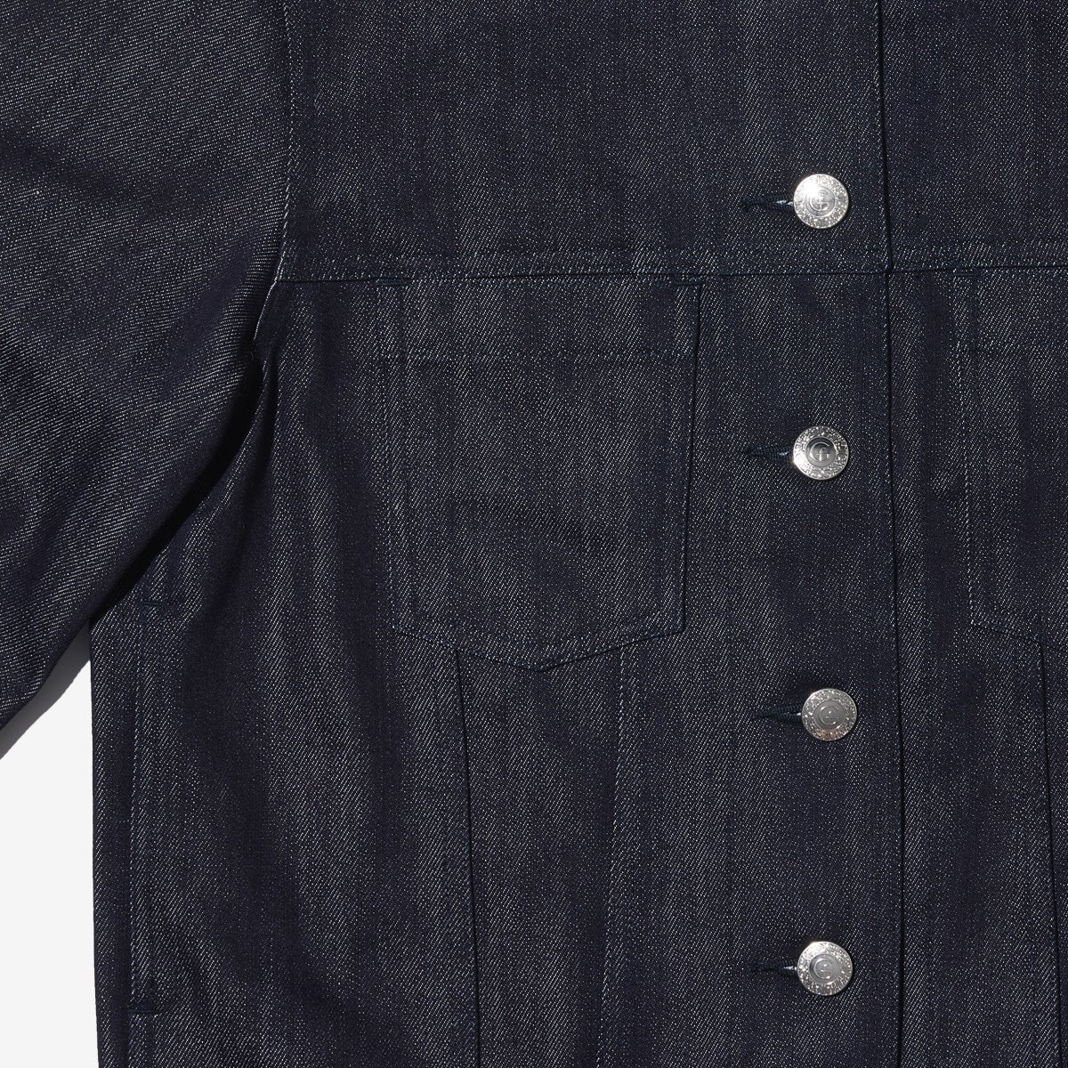 G-FRANCOのレディースデニムジャケット、COLLARLESS SILK JACKET（カラーレスシルクジャケット）Indigo（インディゴ）の袖