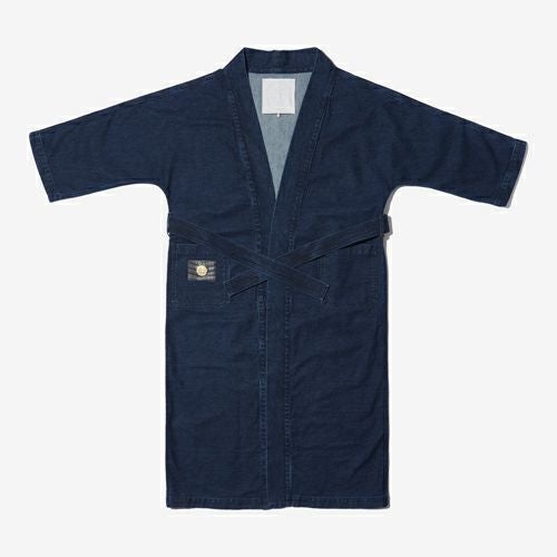 G-FRANCOのレディースデニムジャケット、FLORA（フローラ）Indigo（インディゴ）の正面からの全体図