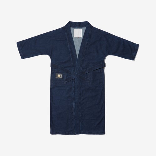 G-FRANCOのレディースデニムジャケット、FLORA（フローラ）Indigo（インディゴ）の正面からの全体図