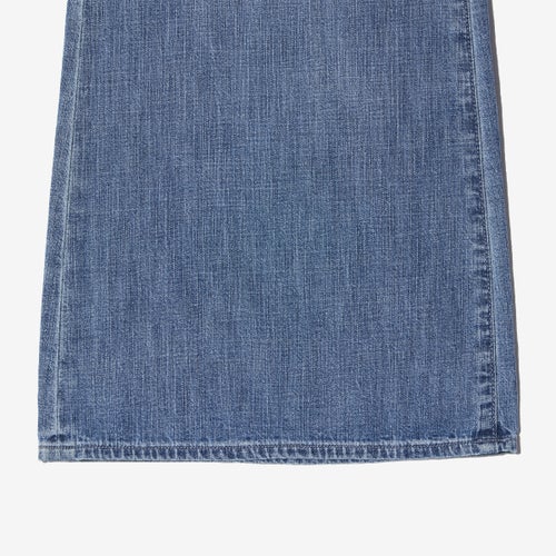 G-FRANCOのレディースジーンズ、VESTA（ヴェスタ）Light Blue（ライトブルー）の裾