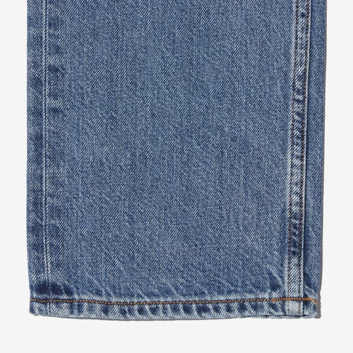 G-FRANCOのレディースジーンズ、VENERE（ヴェネレ）Light Blue（ライトブルー）の裾