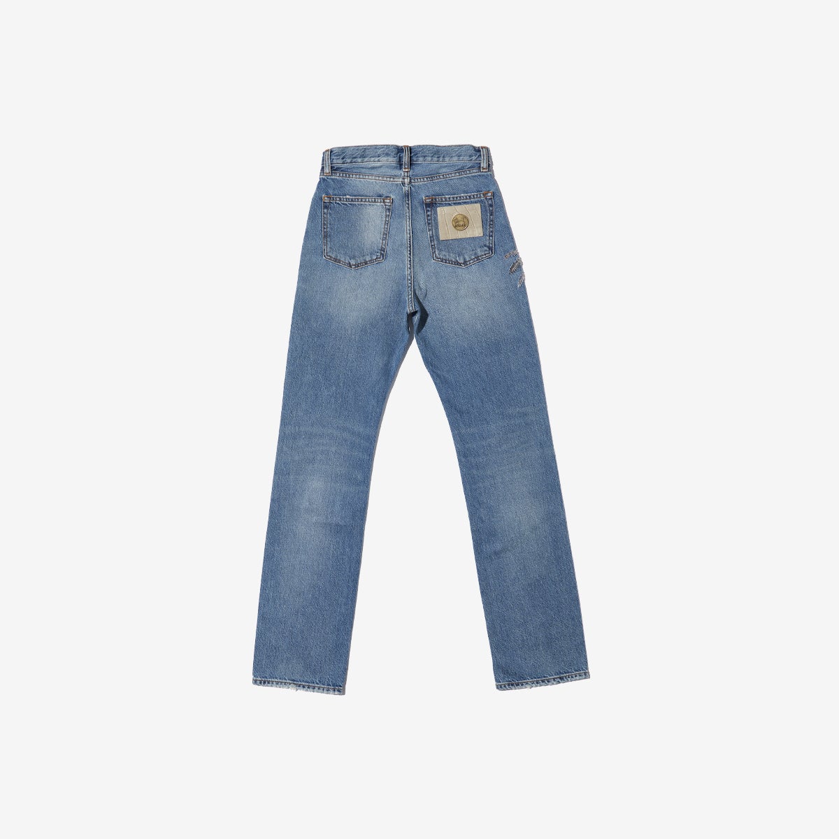 G-FRANCOのレディースジーンズ、VENERE EMB.（ヴェネレ）Light Blue（ライトブルー）の背面からの全体図