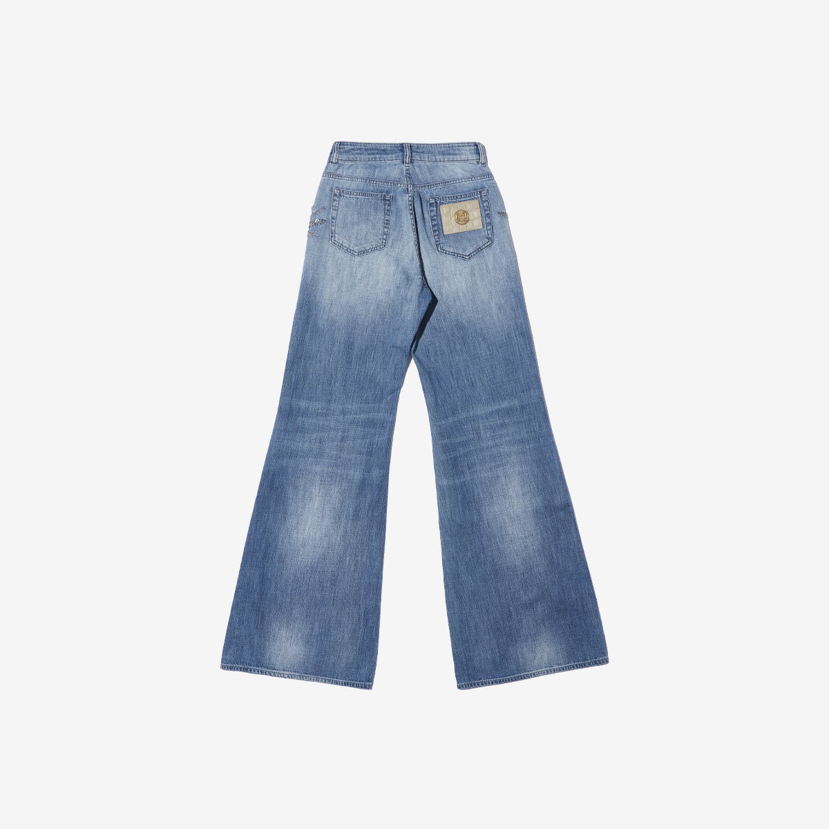 G-FRANCOのレディースジーンズ、VESTA EMB.（ヴェスタ）Light Blue（ライトブルー）の背面からの全体図