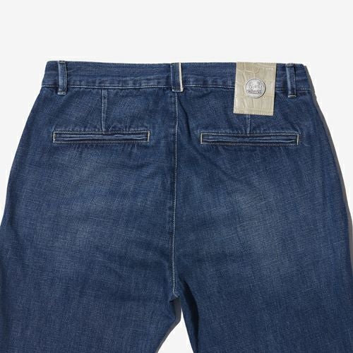 G-FRANCOのメンズジーンズ、MARTE（マルテ）Panarea Blue（パナレアブルー）の背面からのアップ