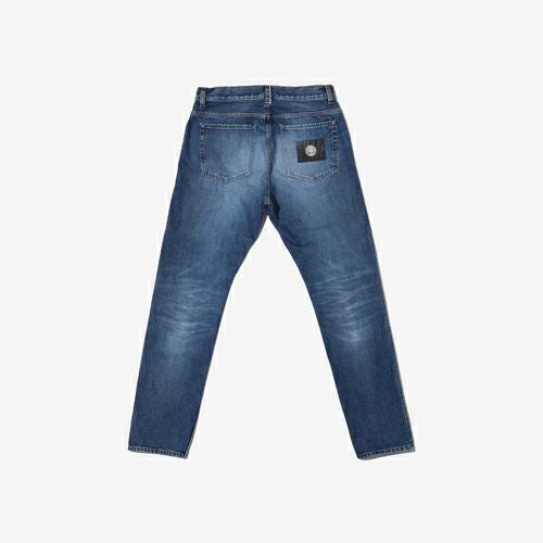 G-FRANCOのメンズジーンズ、GIOVE(ジョーべ)のProcida Blue（プロシダブルー）の背面からの全体図