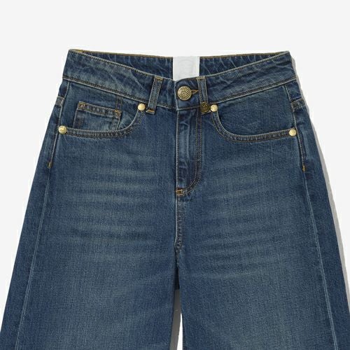 G-FRANCOのレディースジーンズ、VESTA PLUS（ヴェスタプラス）Genova Blue（ジェノヴァブルー）の正面からのアップ