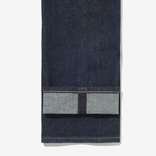 G-FRANCOのレディースジーンズ、VENERE（ヴェネレ）Naples Blue（ナポリブルー）の裾