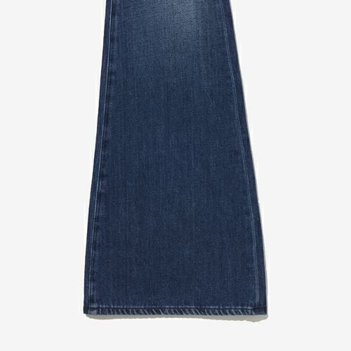 G-FRANCOのレディースジーンズ、MINERVA（ミネルヴァ）Roma Blue（ローマブルー）の裾