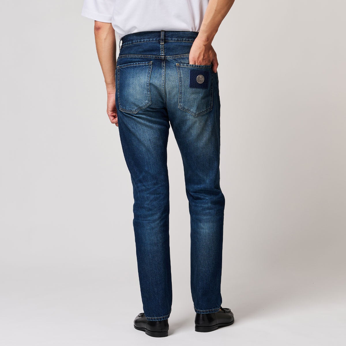 G-FRANCOのメンズデニムBACCOバッコの正面アップの画像