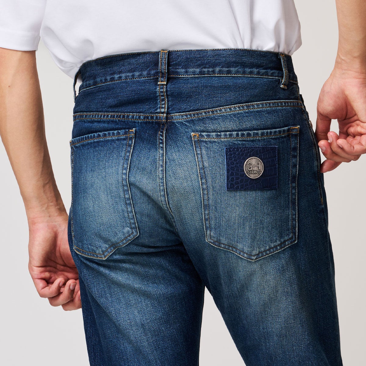 G-FRANCOのメンズデニムBACCOバッコの後アップの画像