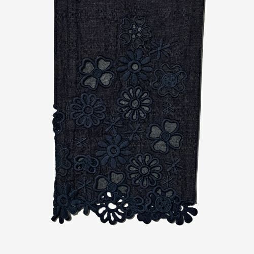 G-FRANCOのウィメンズデニムFELICITASフェリシタスの裾の画像