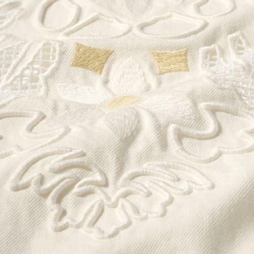 G-FRANCI ウィメンズデニムジャケット。飾り刺繍の画像